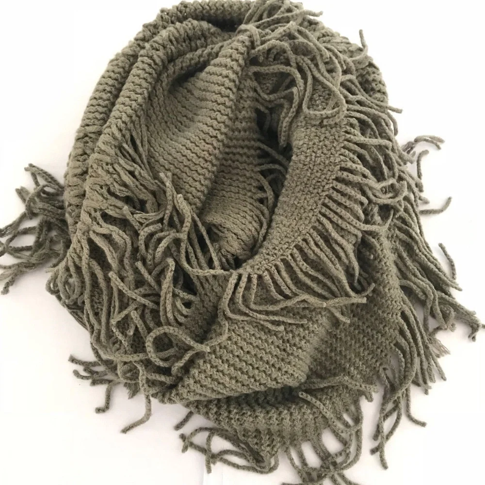 Anthropologie Infinity Loop Scarf Gray Fringed Fun Soft & Cozy